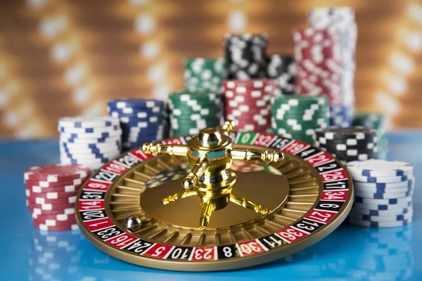 Dice roll and result display in real time